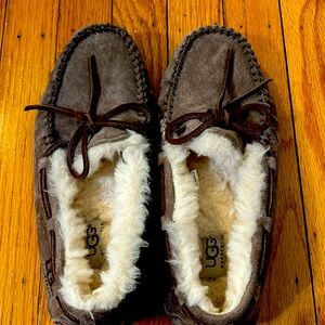 Ugg moccasin slippers